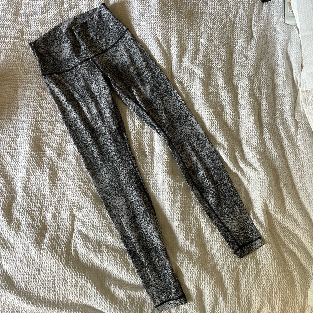 Lululemon Limited Edition Legging Size 10